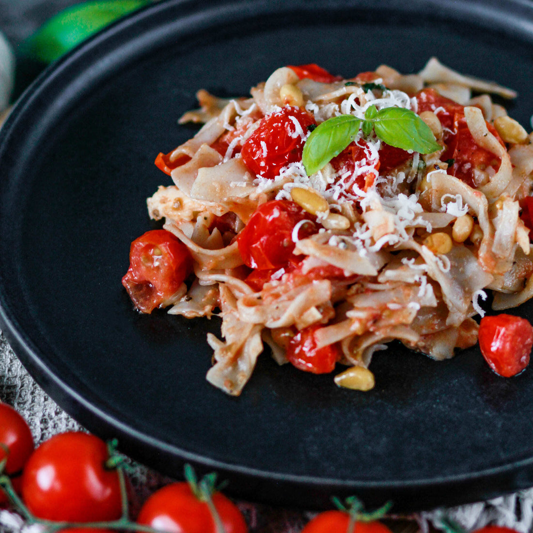 Tomaten-Knoblauch-Nudeln